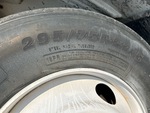 4 Underbody - Truck with 