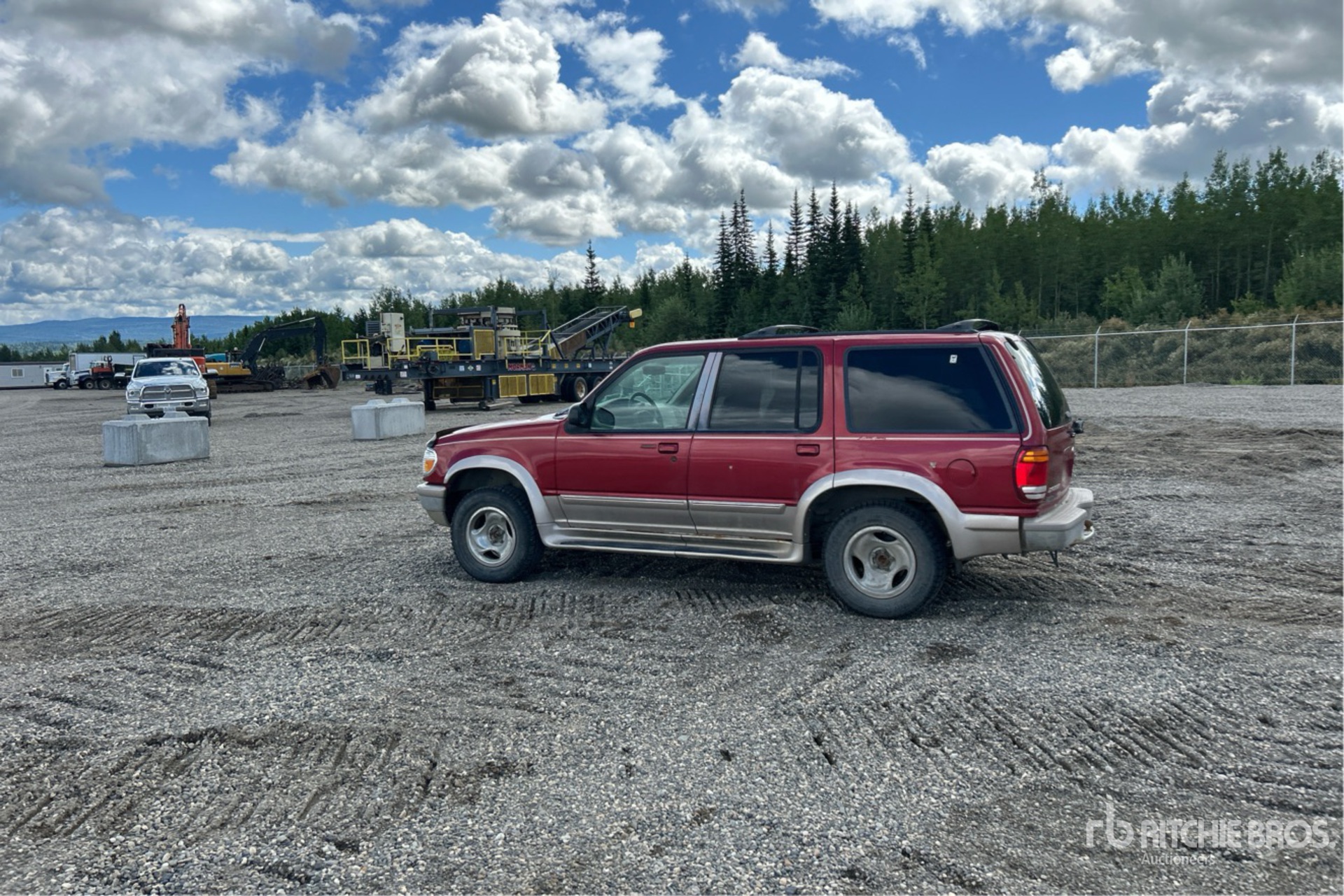General Appearance with Picture, Left Rear Corner