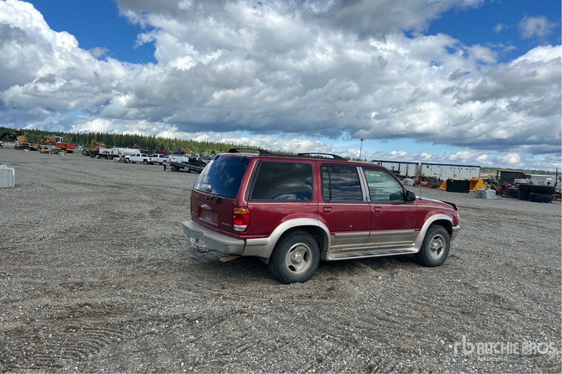 General Appearance with Picture, Right Rear Corner