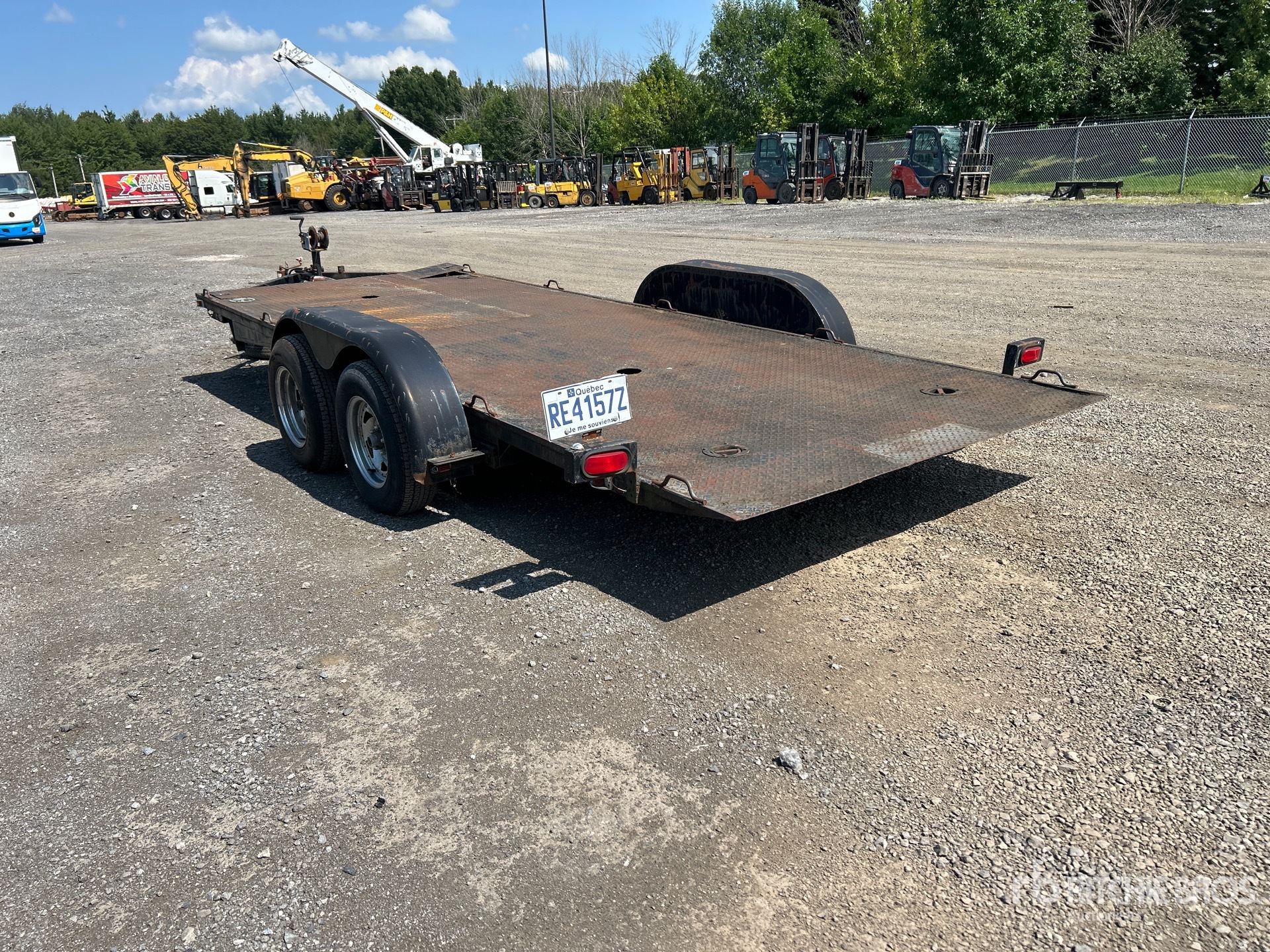 General Appearance with Picture, Left Rear Corner