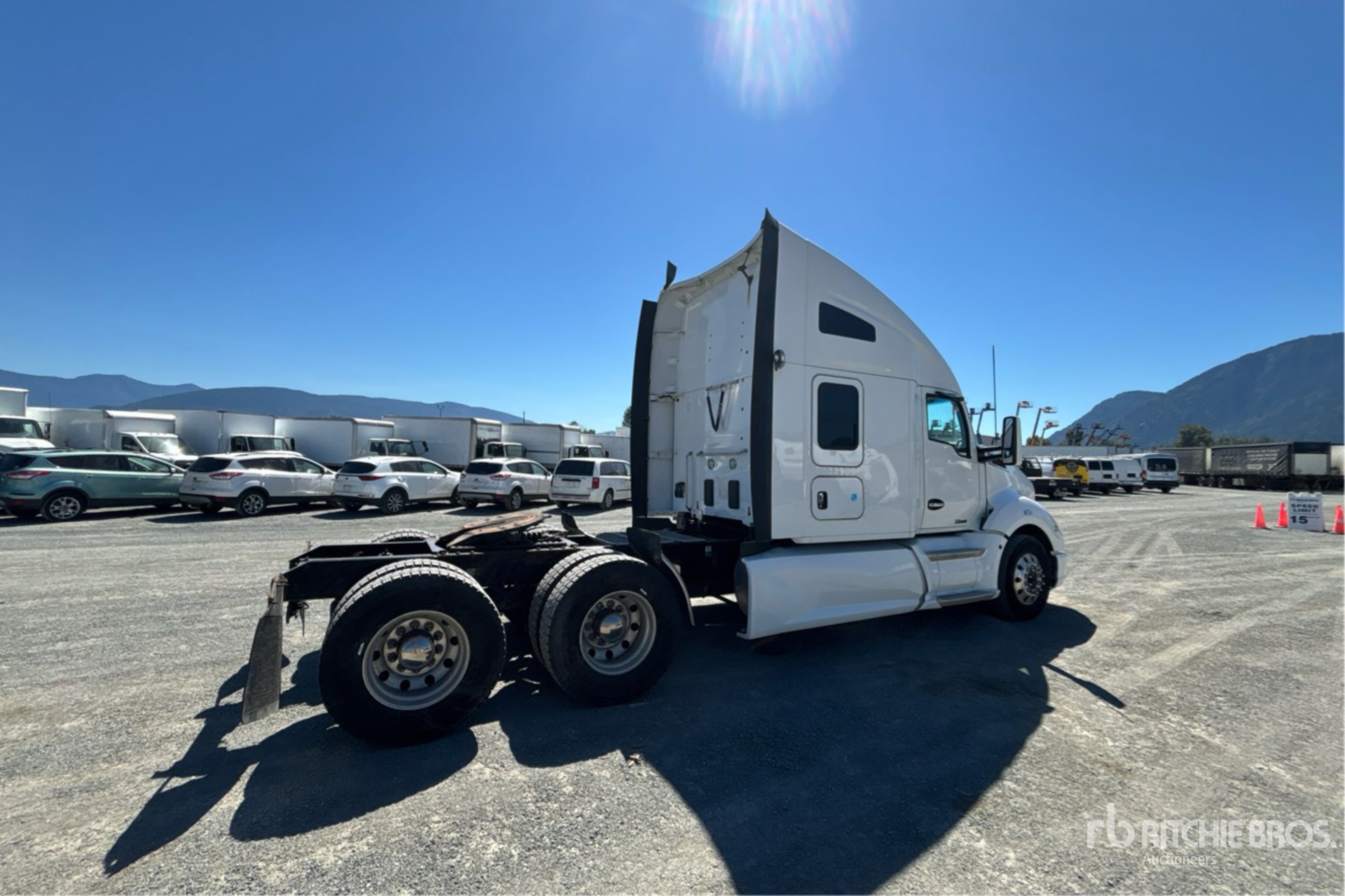 General Appearance with Picture, Right Rear Corner