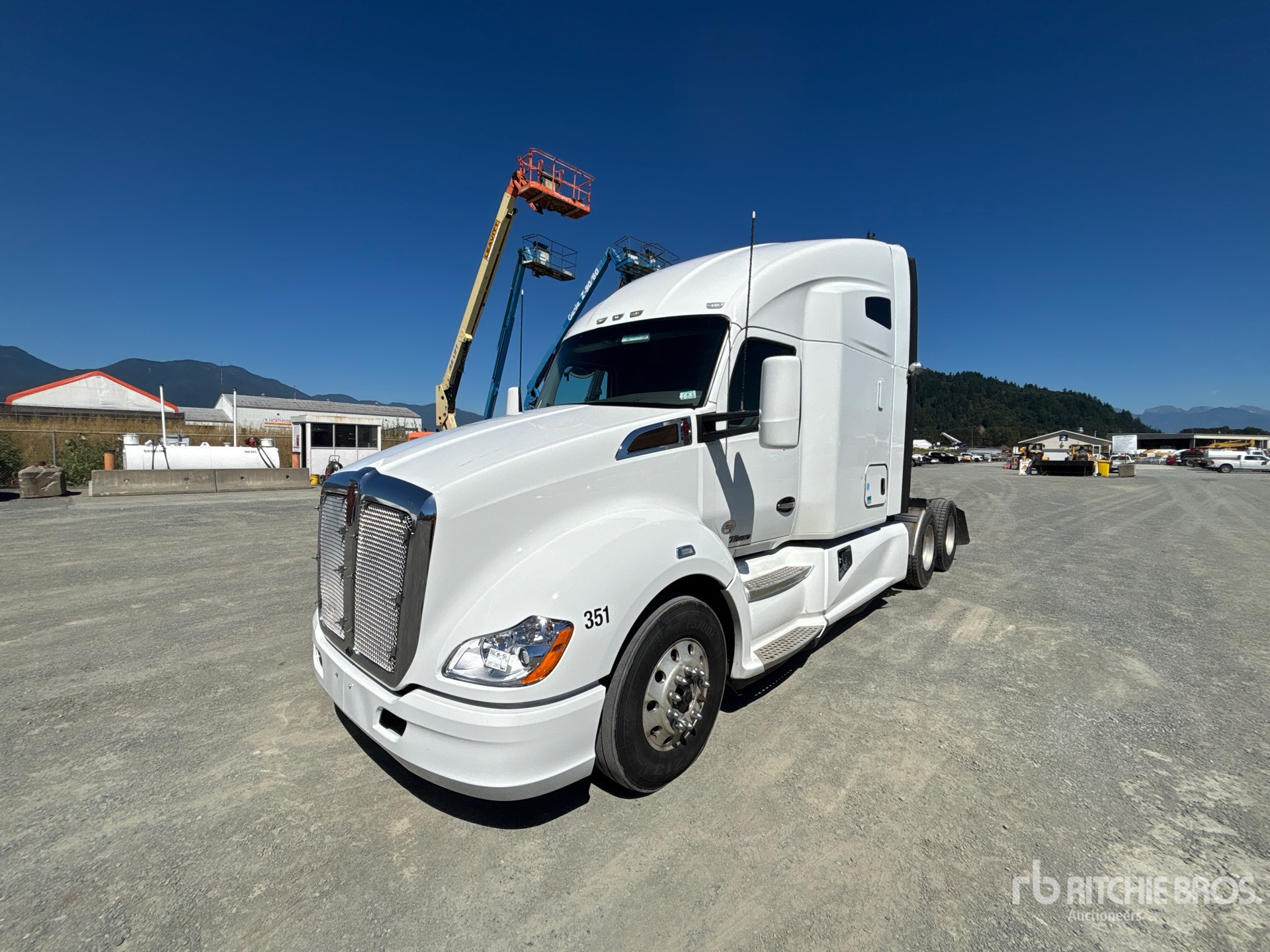 General Appearance with Spin