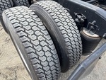 4 Underbody - Truck with 
