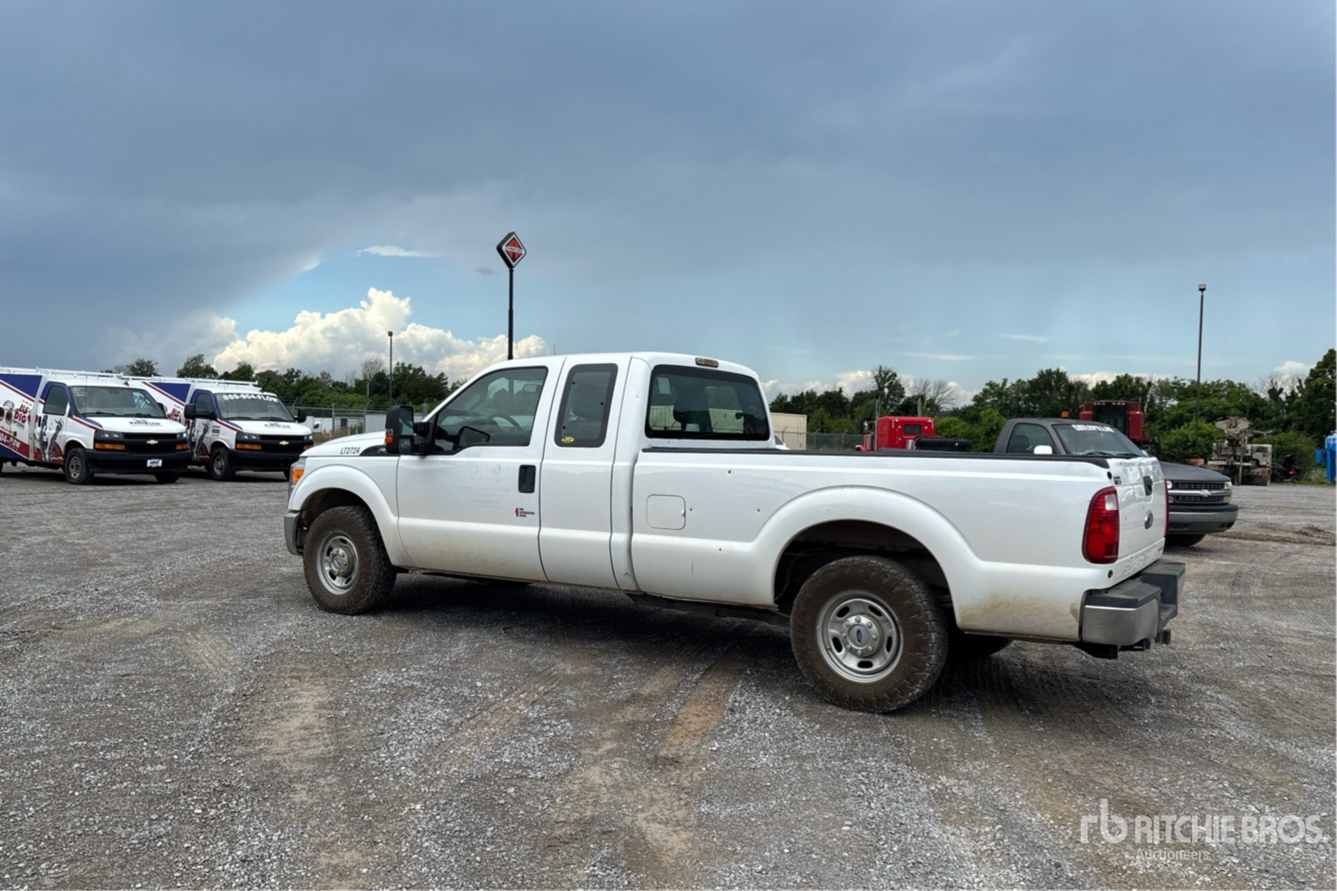 General Appearance with Picture, Left Rear Corner