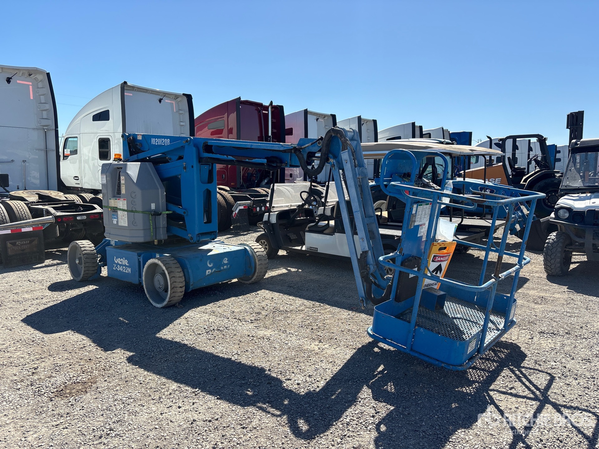 General Appearance with Picture, Right Front Corner