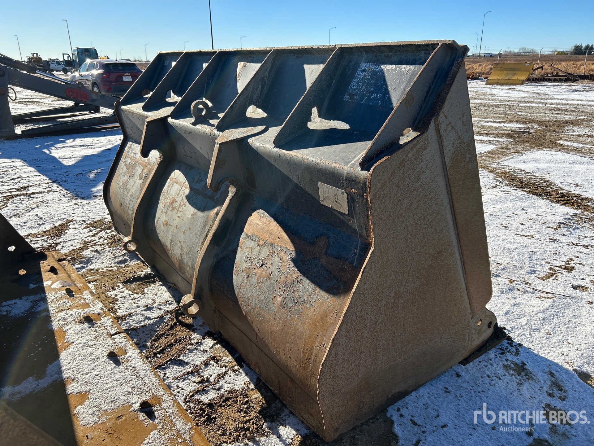 General Appearance with Bild, Ecke hinten rechts