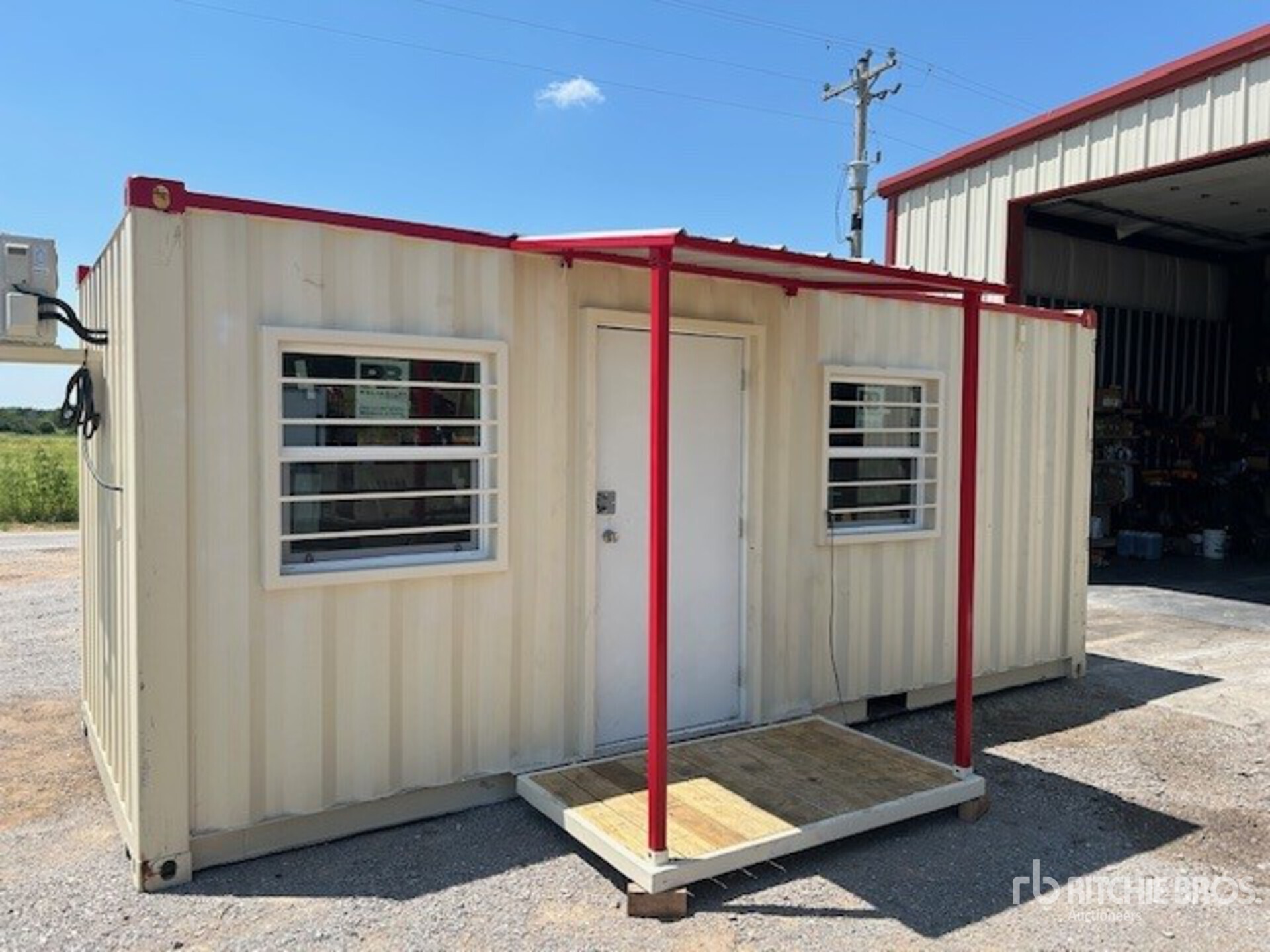 General Appearance with Picture, Left Front Corner