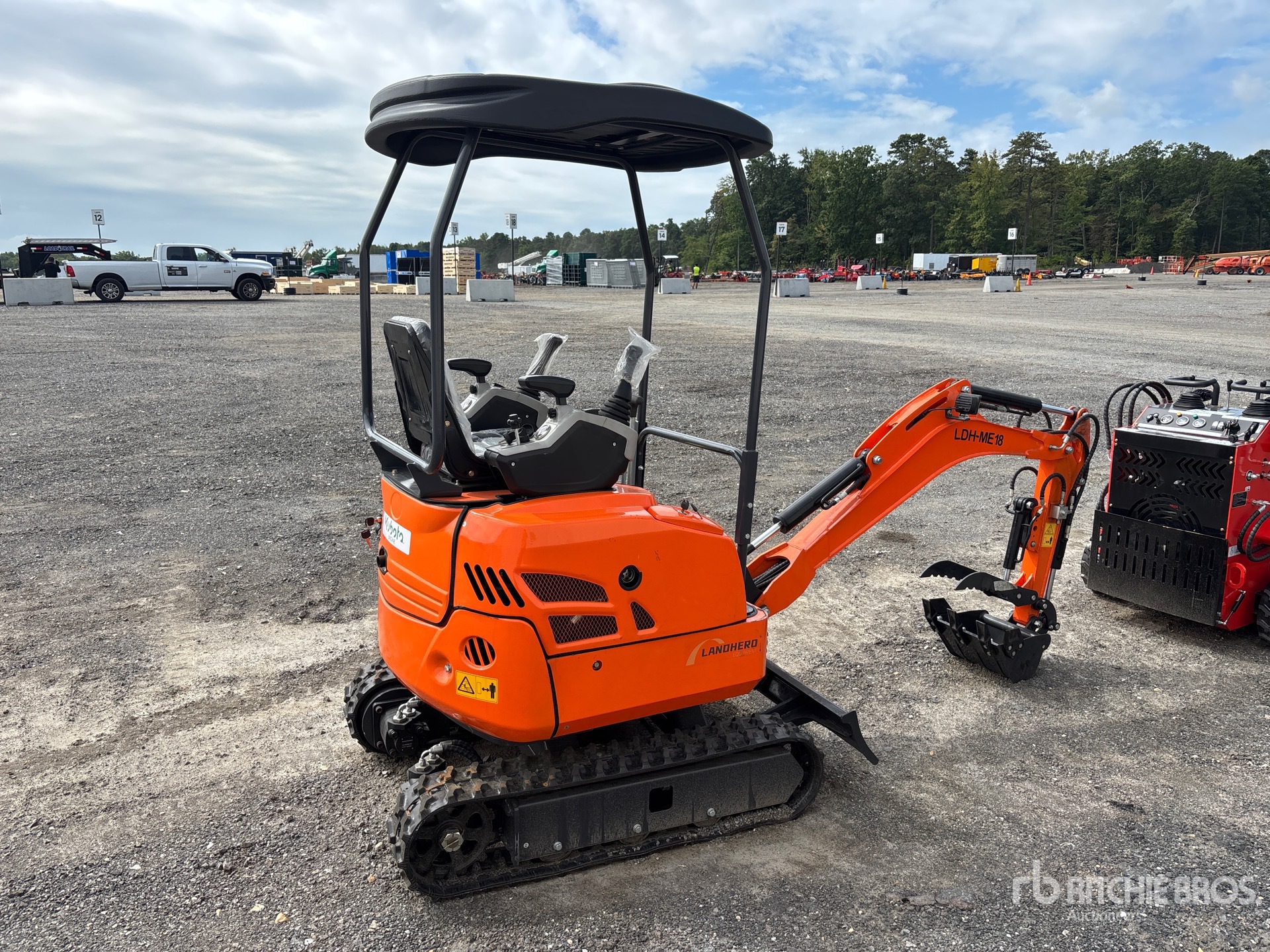 General Appearance with Picture, Right Rear Corner