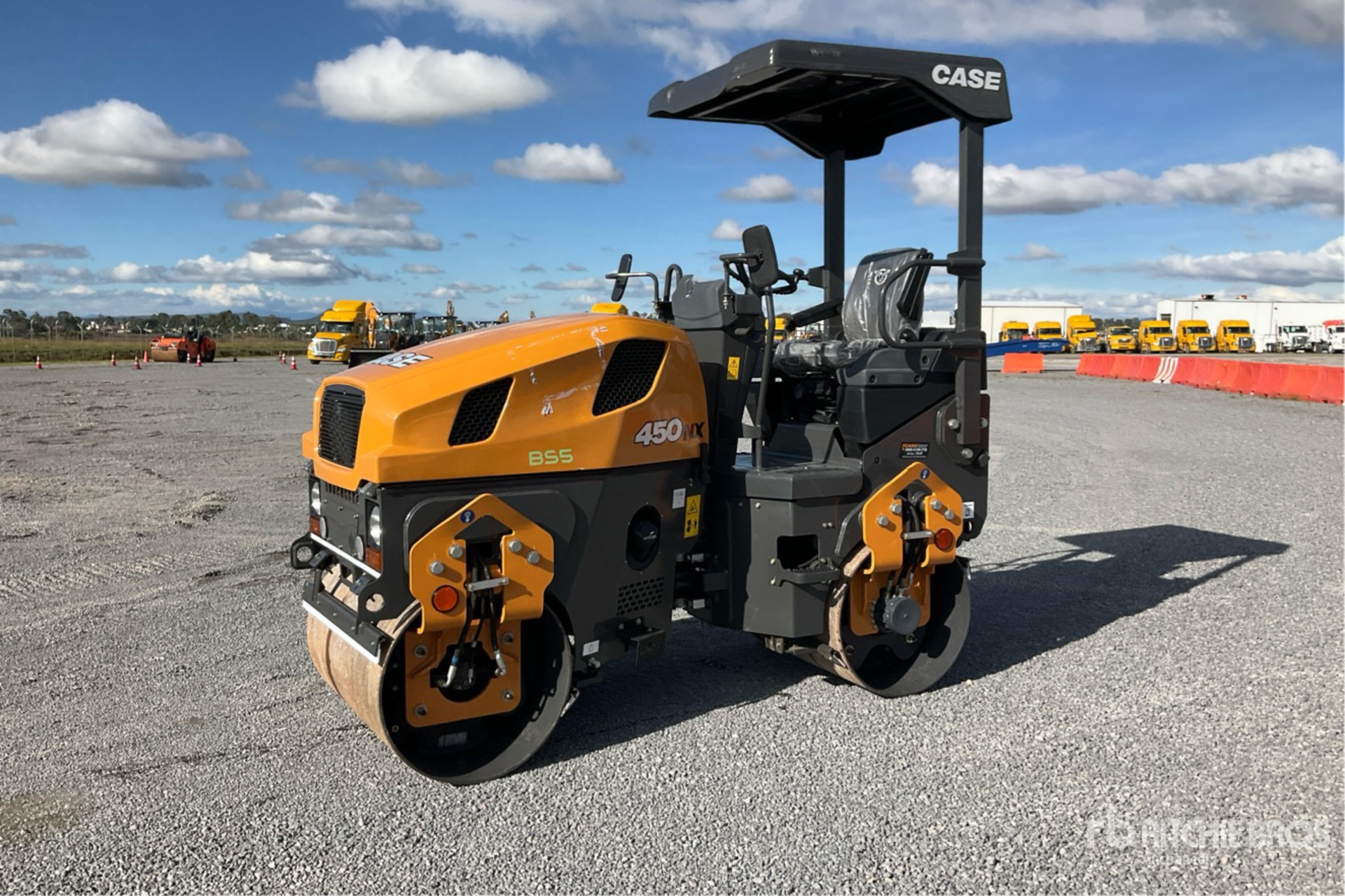 Aspect général with Image, coin avant gauche