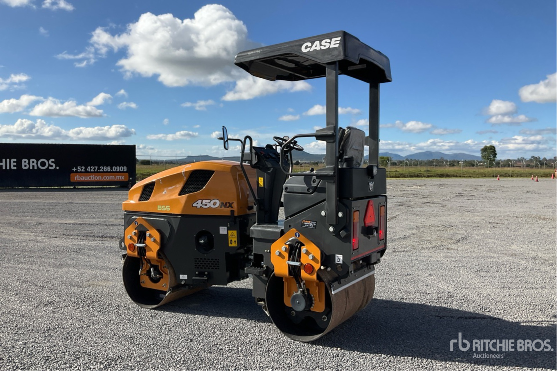 Aspect général with Image, coin arrière gauche