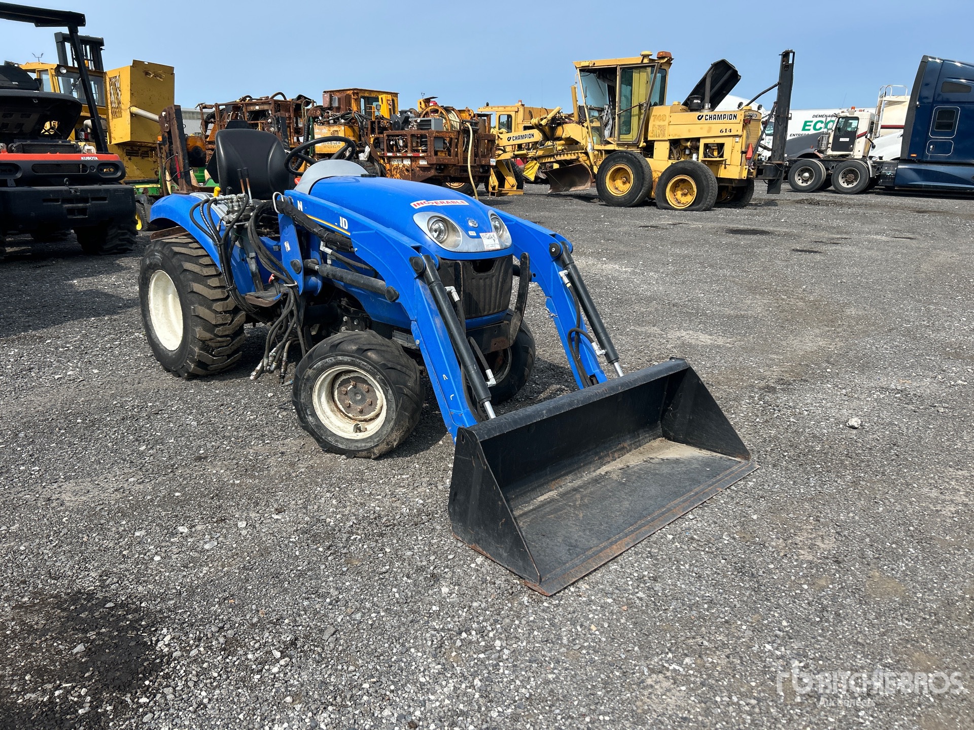 General Appearance with Picture, Right Front Corner