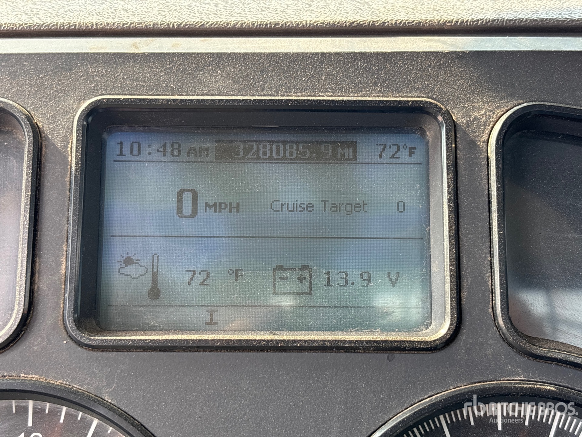 General Appearance with Hour Meter / Odometer