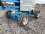 Undercarriage with 