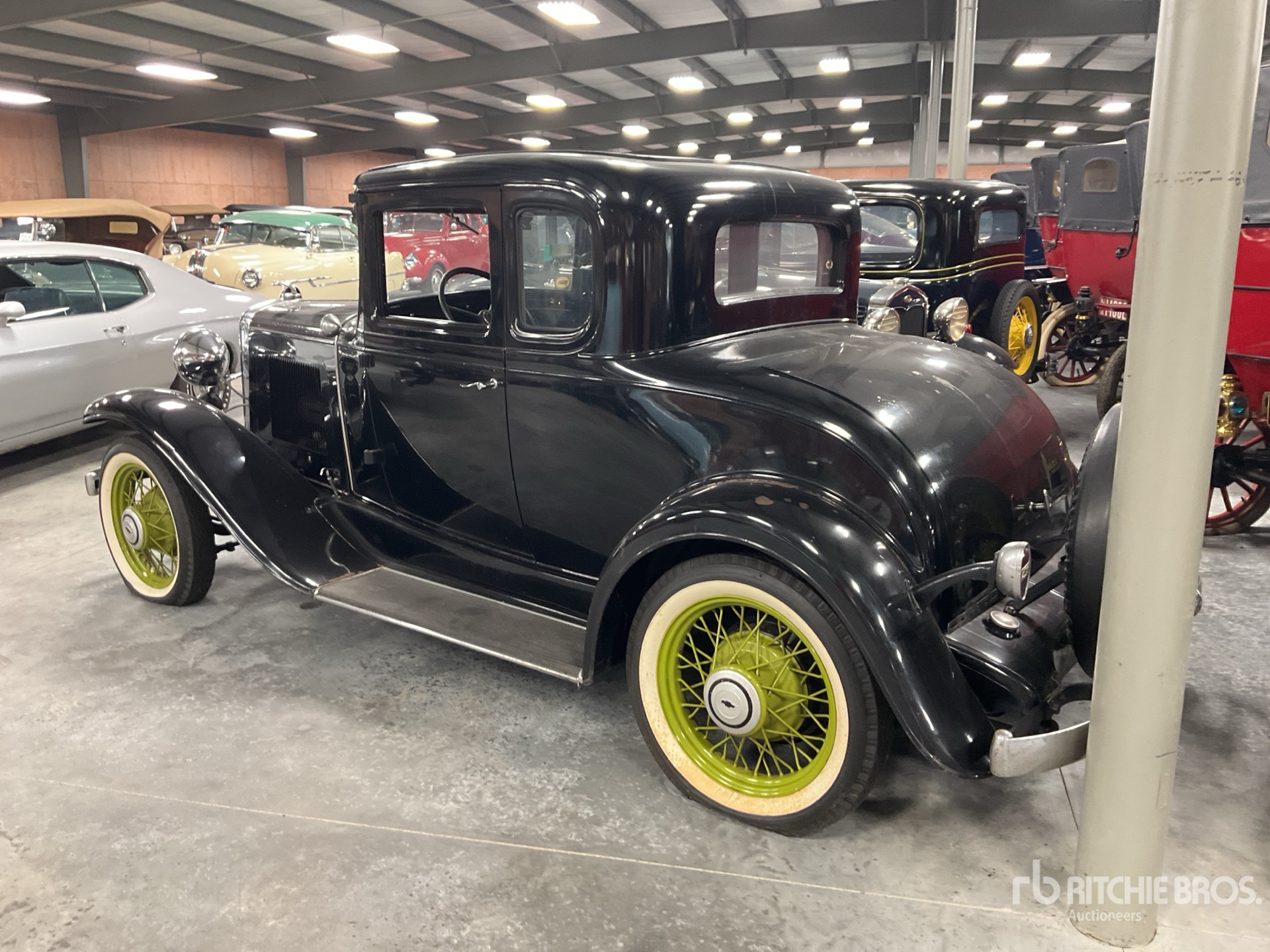 General Appearance with Picture, Left Rear Corner