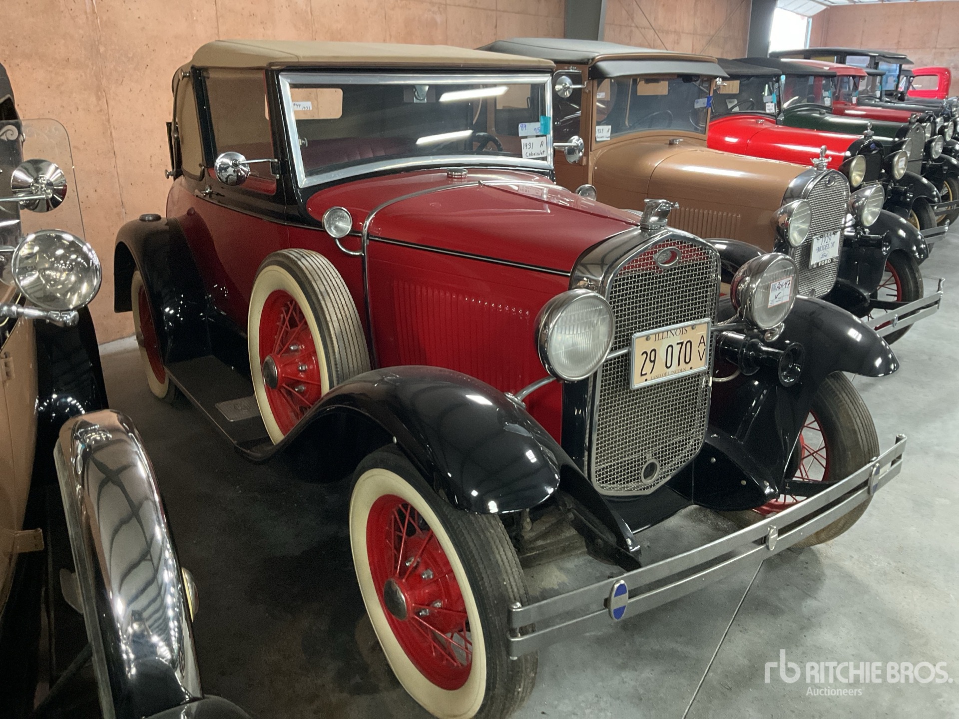 General Appearance with Picture, Right Front Corner
