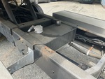 Underbody with Serbatoio idraulico