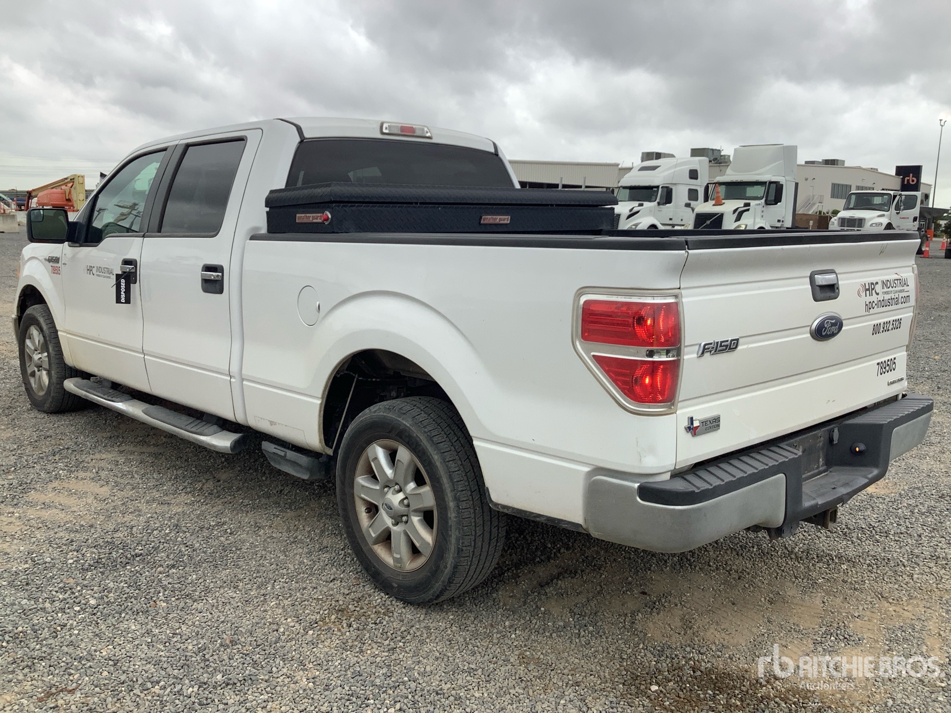 General Appearance with Picture, Left Rear Corner