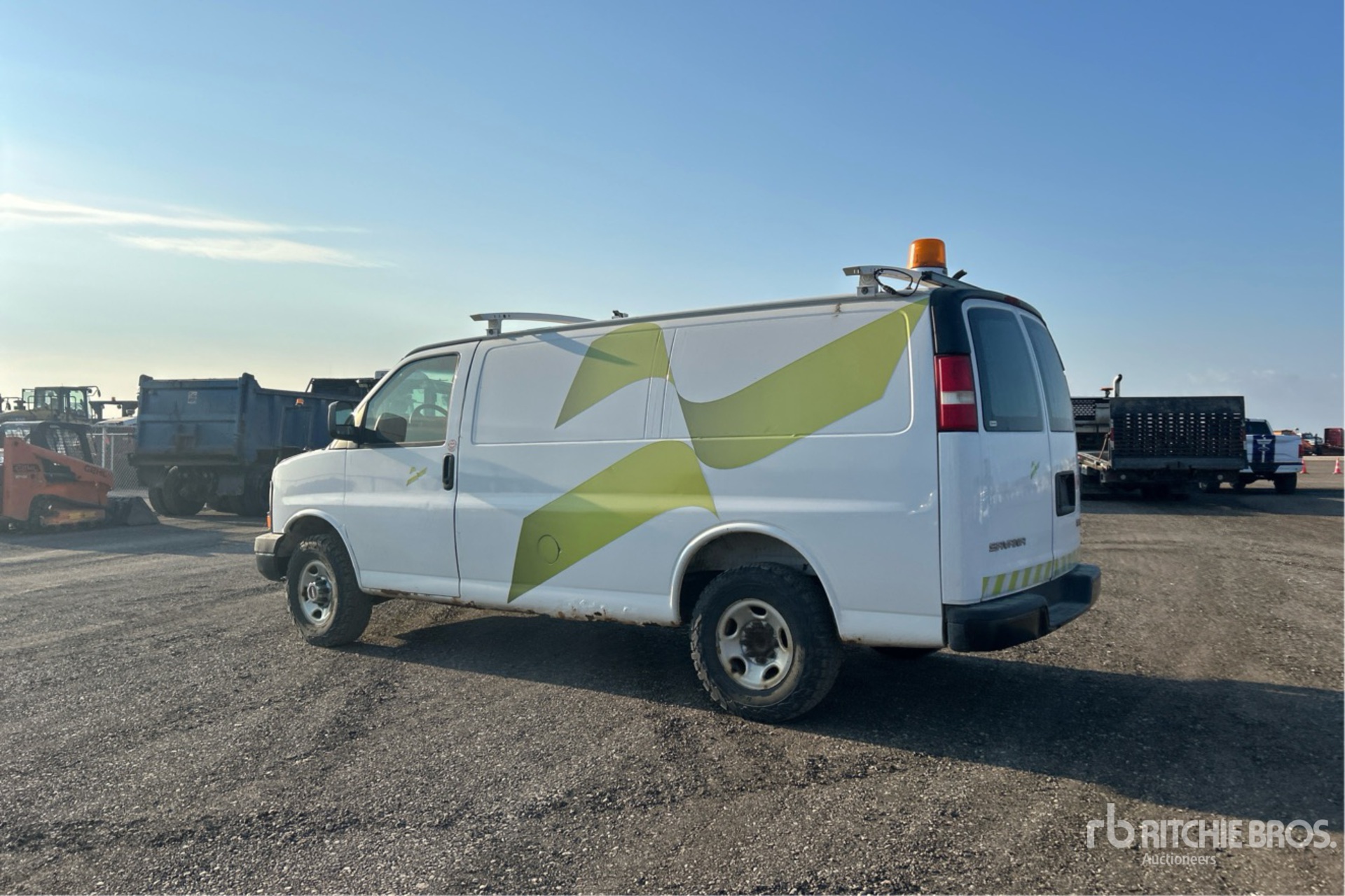 General Appearance with Picture, Left Rear Corner