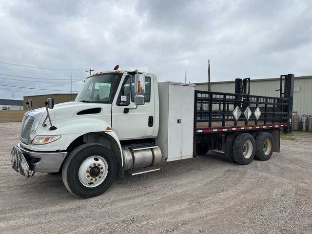 2015 International DuraStar 4400 6x4 premium 6x4 Flatbed Truck