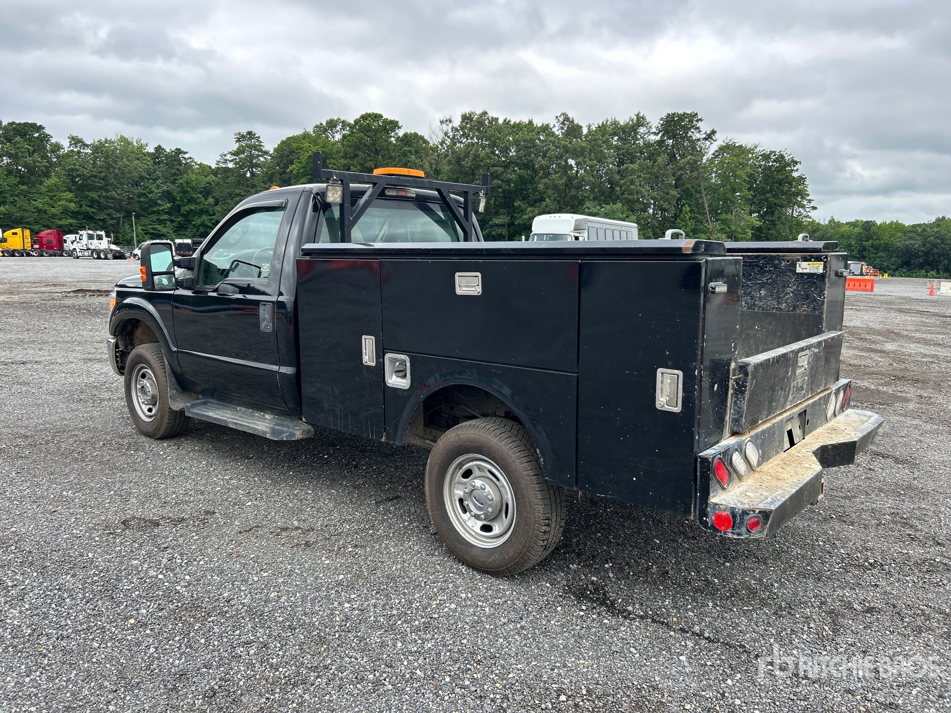 General Appearance with Picture, Left Rear Corner