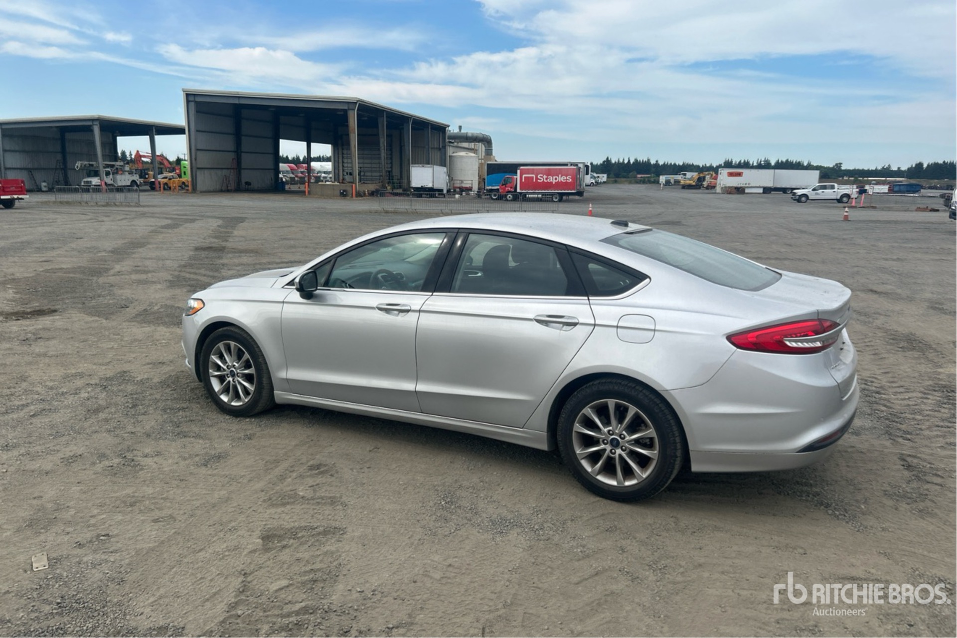 General Appearance with Picture, Left Rear Corner
