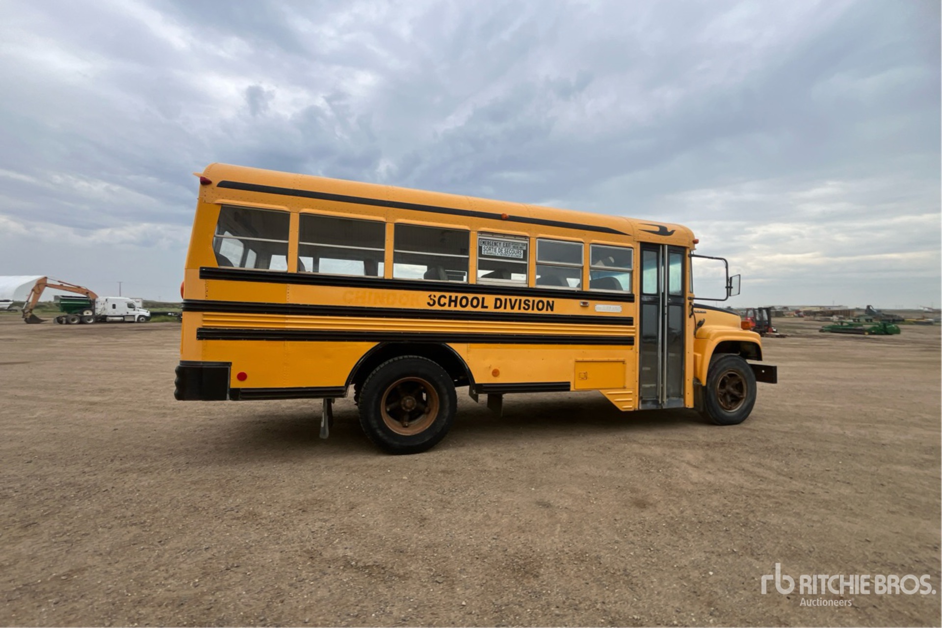 General Appearance with Image, coin arrière droit