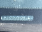 General Appearance with Numéro de série/Numéro d'identification du véhicule automobile