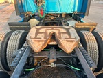 4 Underbody - Truck with 