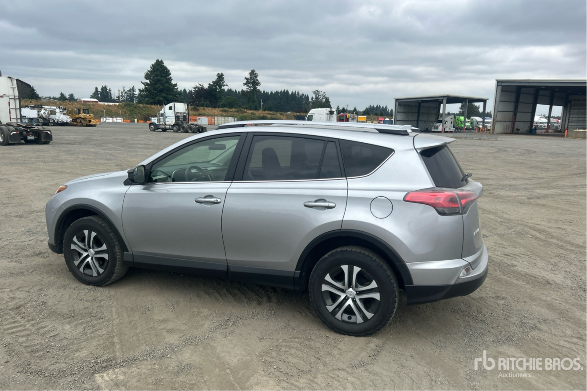 General Appearance with Picture, Left Rear Corner