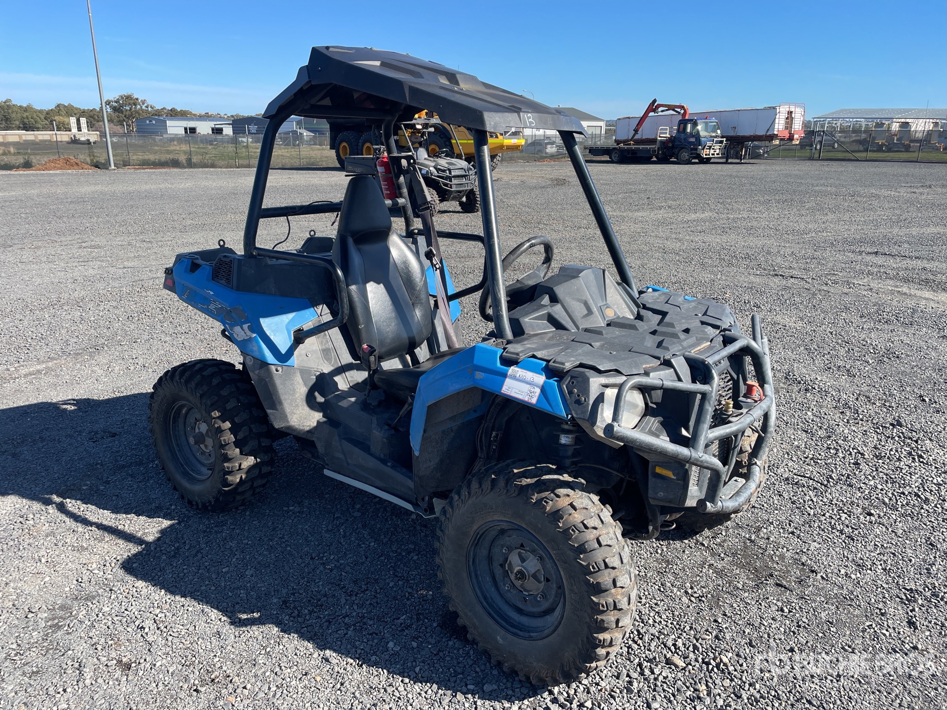 General Appearance with Picture, Right Front Corner