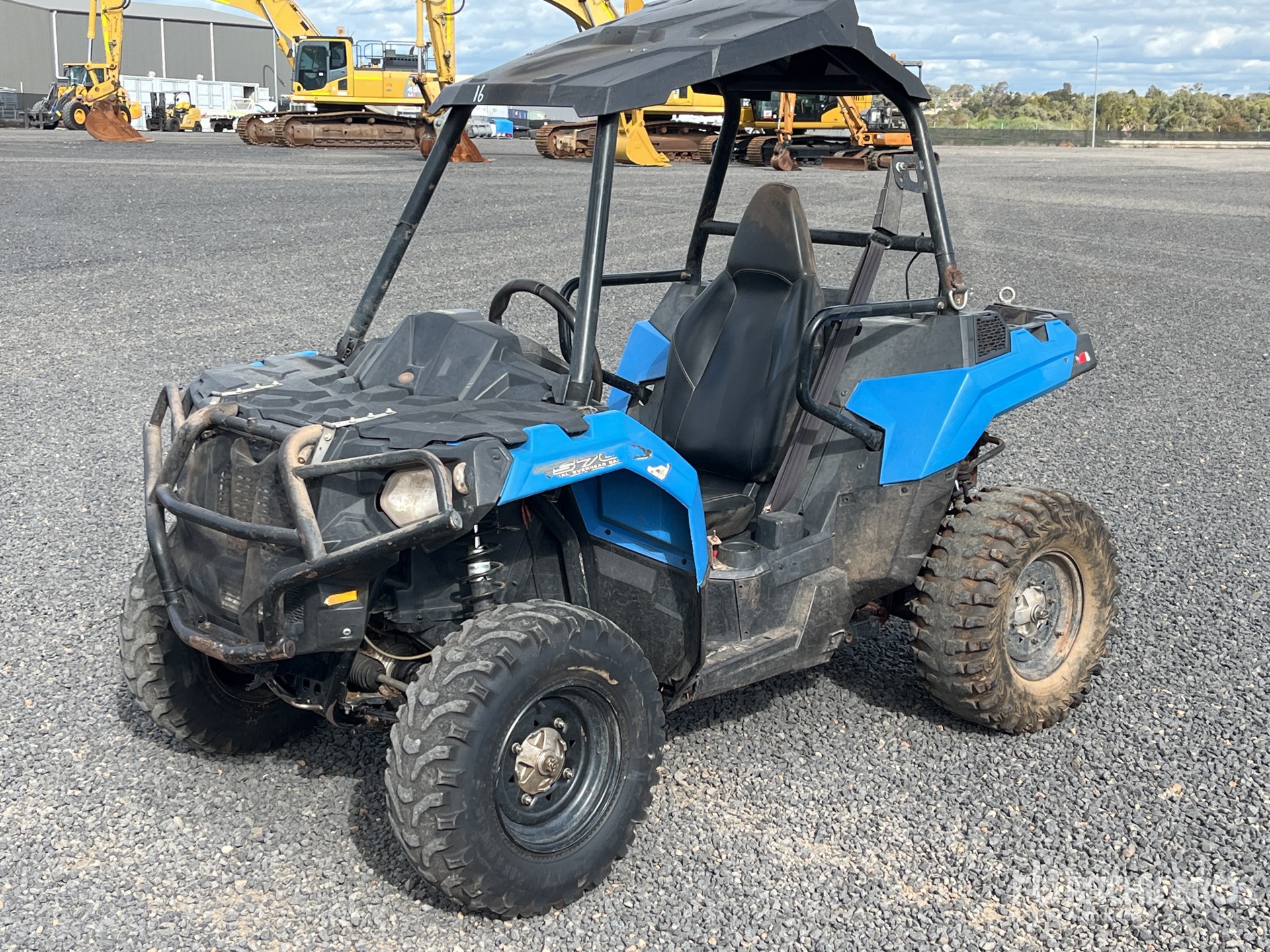 General Appearance with Picture, Left Front Corner