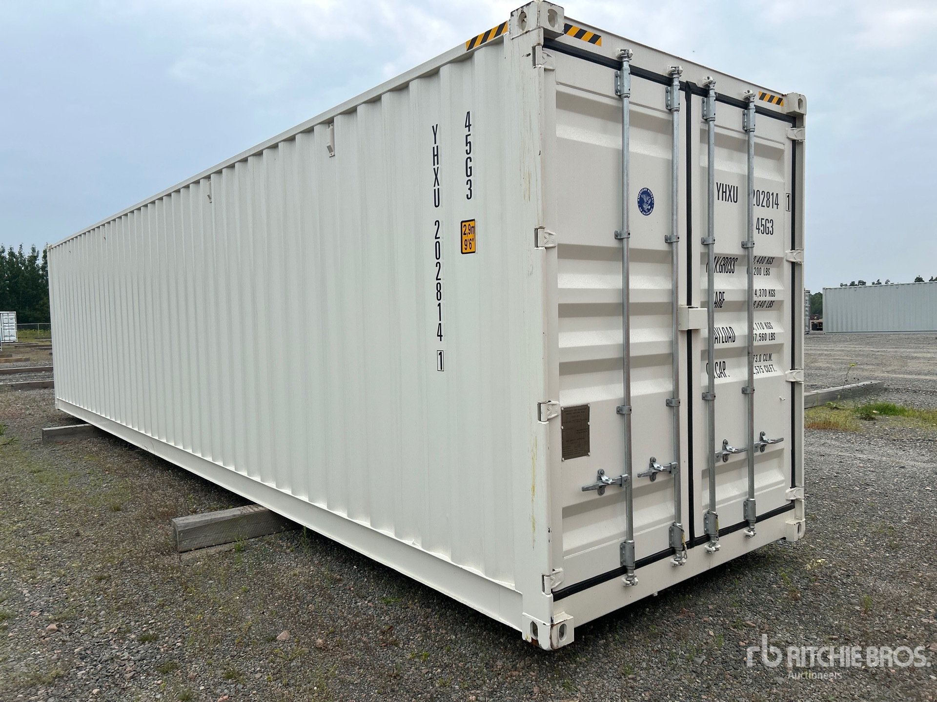 General Appearance with Picture, Right Front Corner