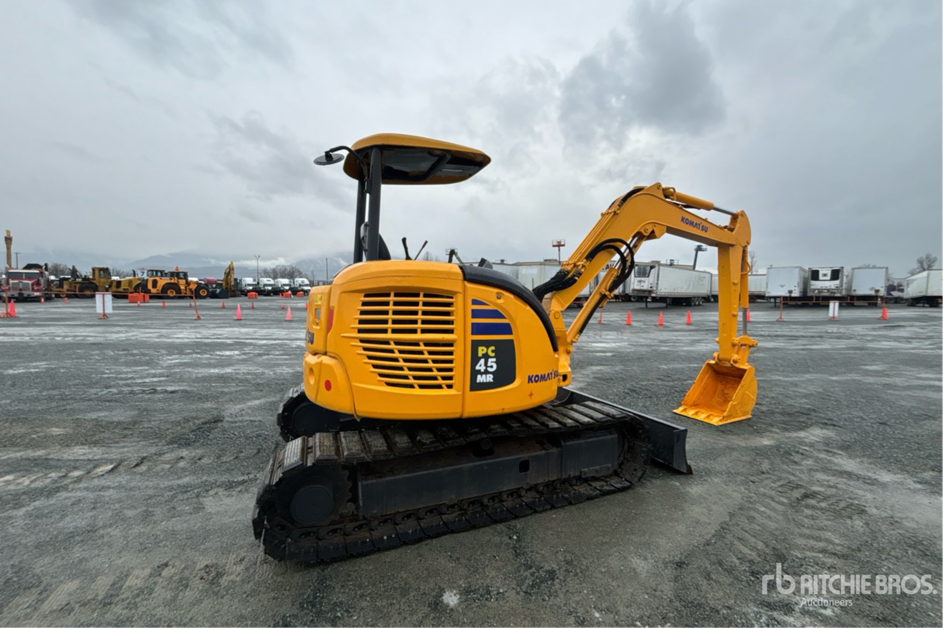 General Appearance with Picture, Right Rear Corner