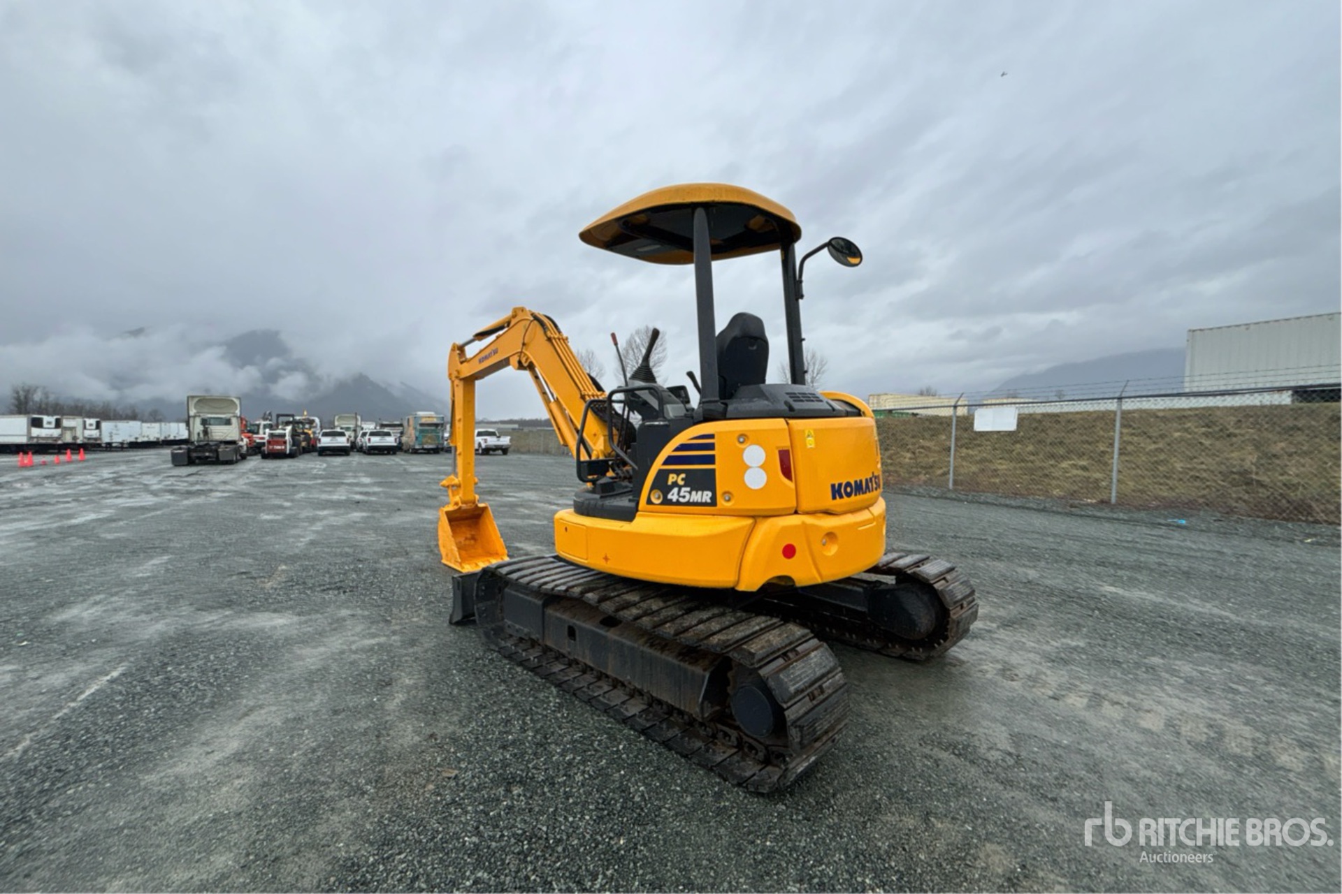 General Appearance with Picture, Left Rear Corner