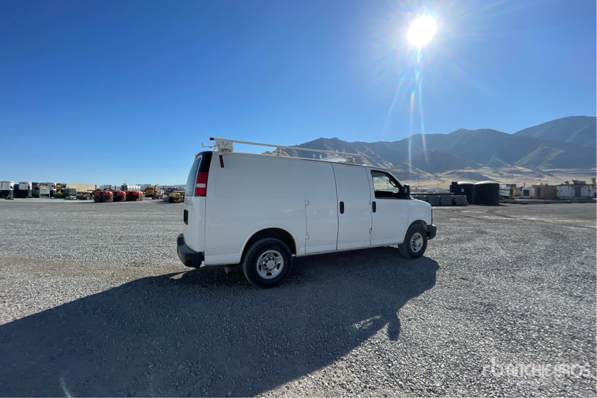 General Appearance with Picture, Right Rear Corner