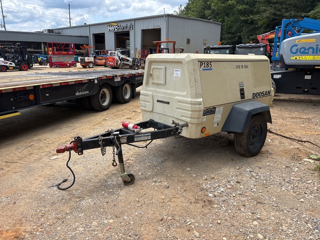 Doosan P185WDO 185 cfm Mobile Air Compressor