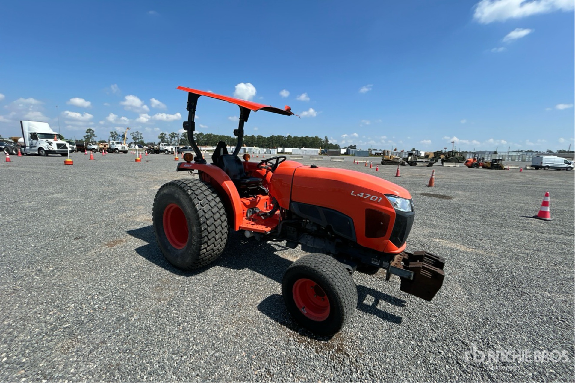 General Appearance with Picture, Right Front Corner
