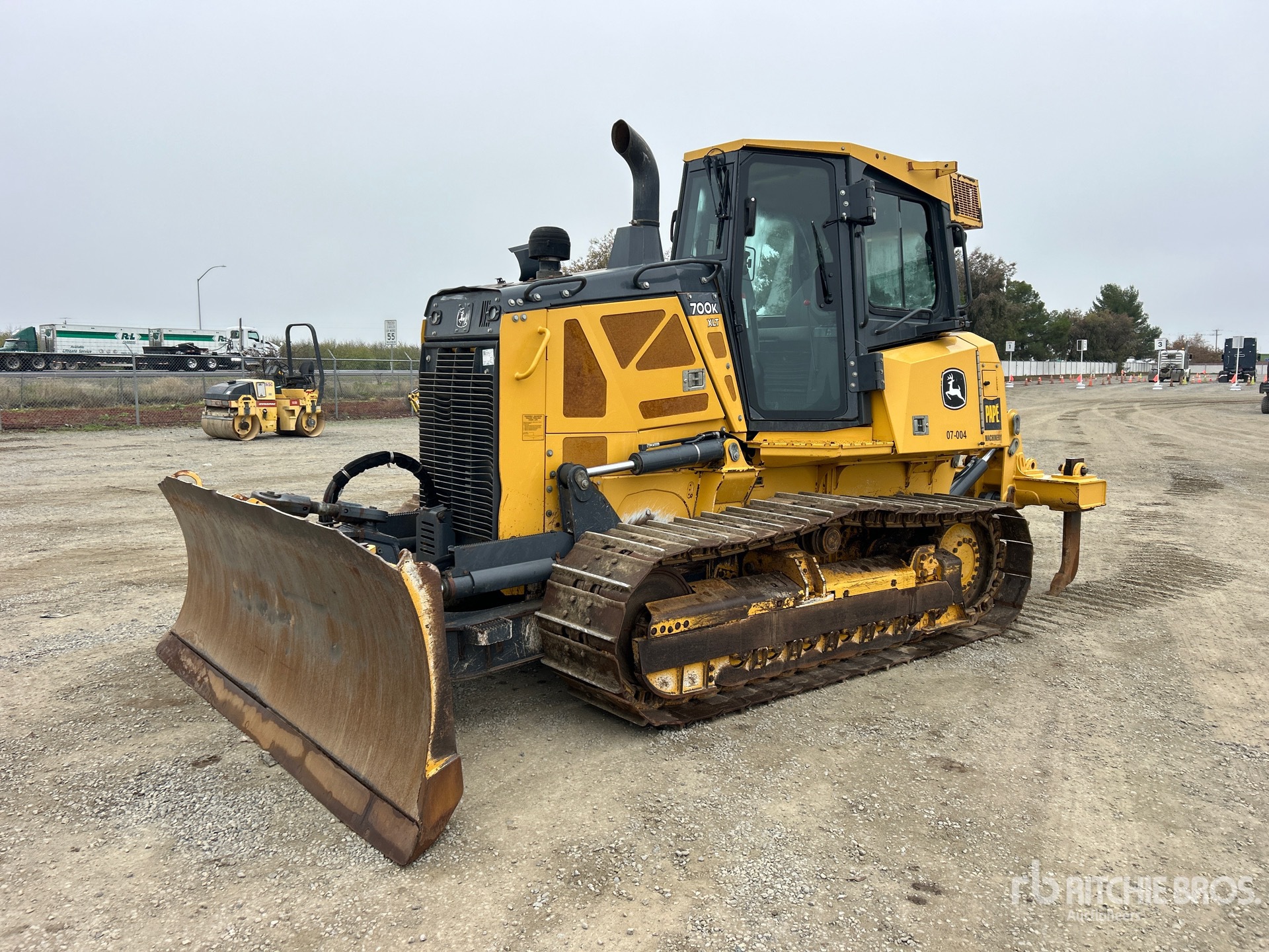 General Appearance with Featured Photo