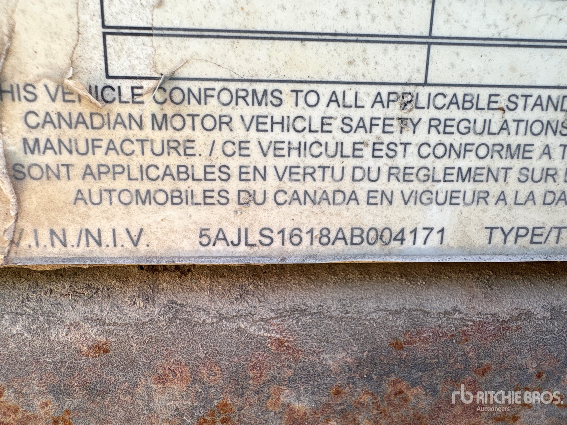 General Appearance with Unit Serial Number