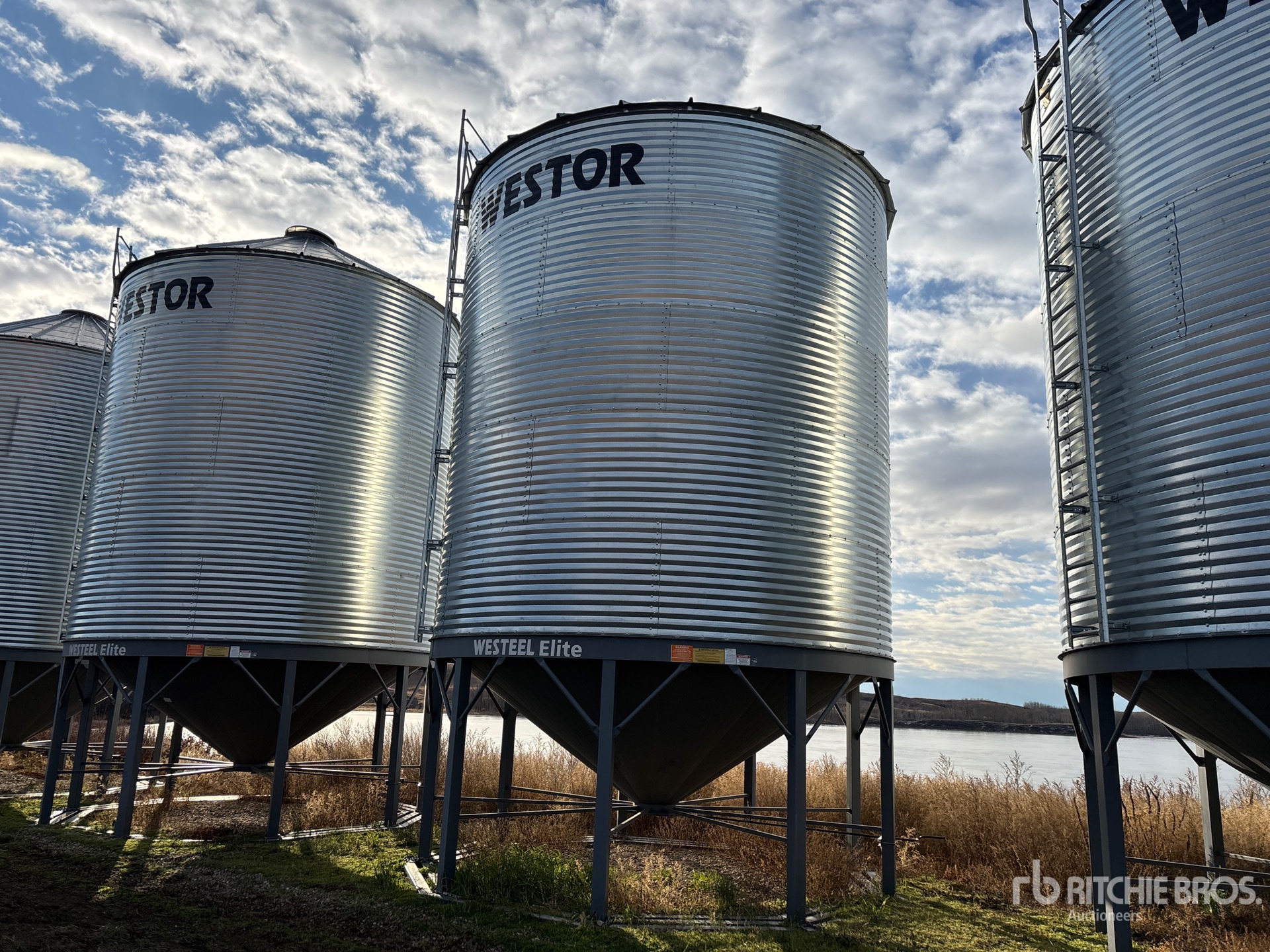 General Appearance with Zdjęcie, lewy górny róg