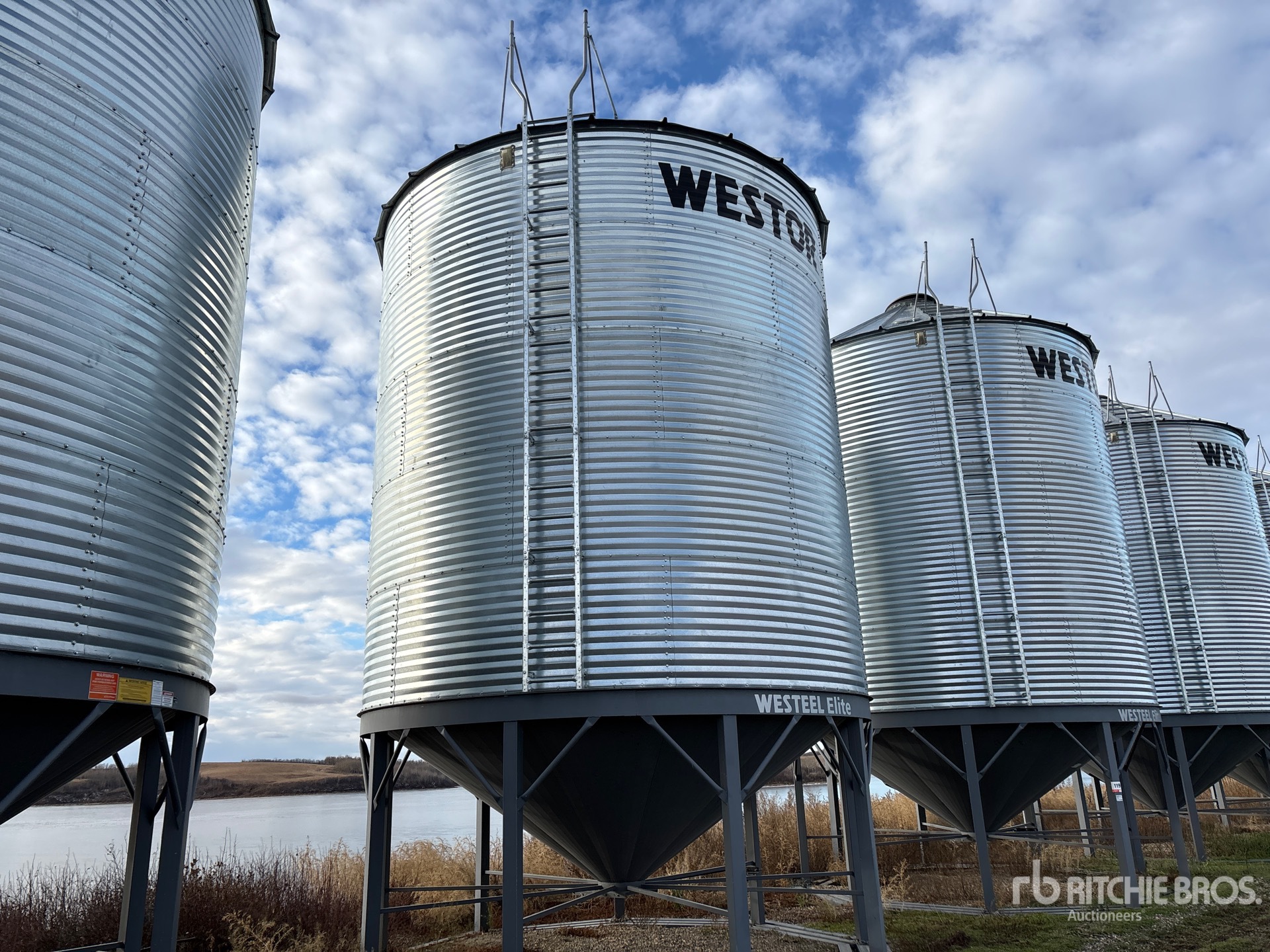 General Appearance with Zdjęcie, prawy górny róg