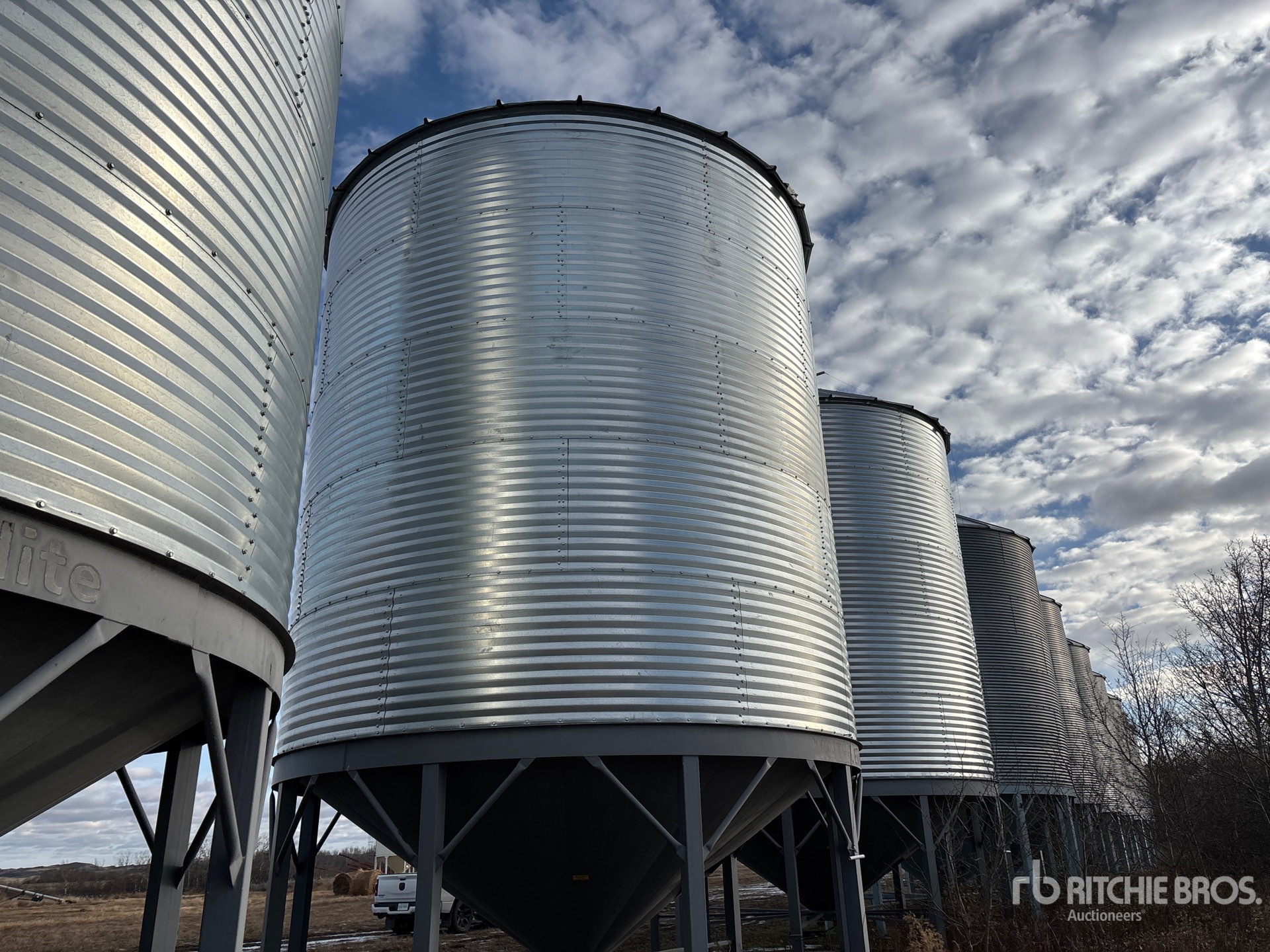 General Appearance with Zdjęcie, lewy dolny róg