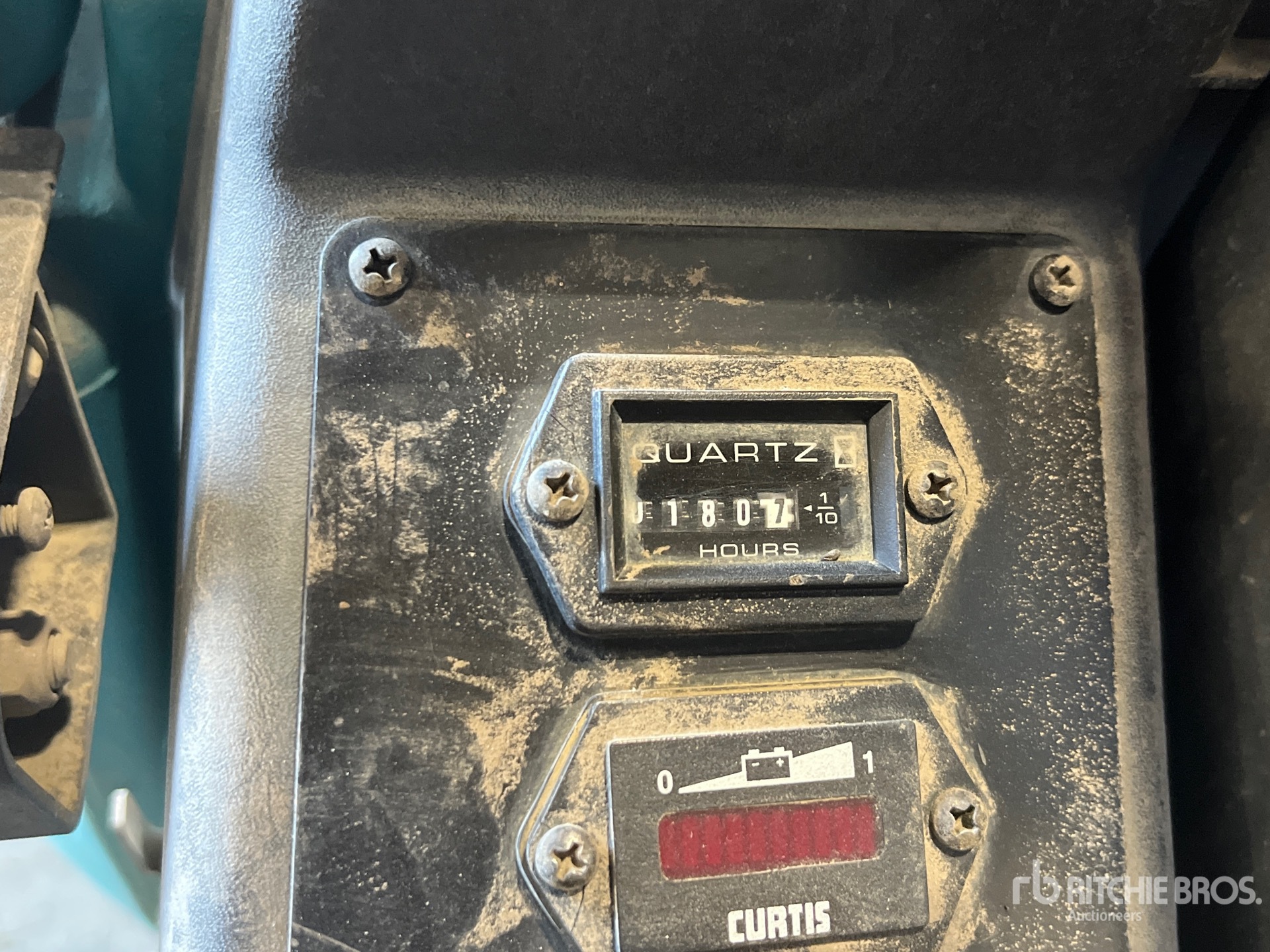 General Appearance with Hour Meter / Odometer