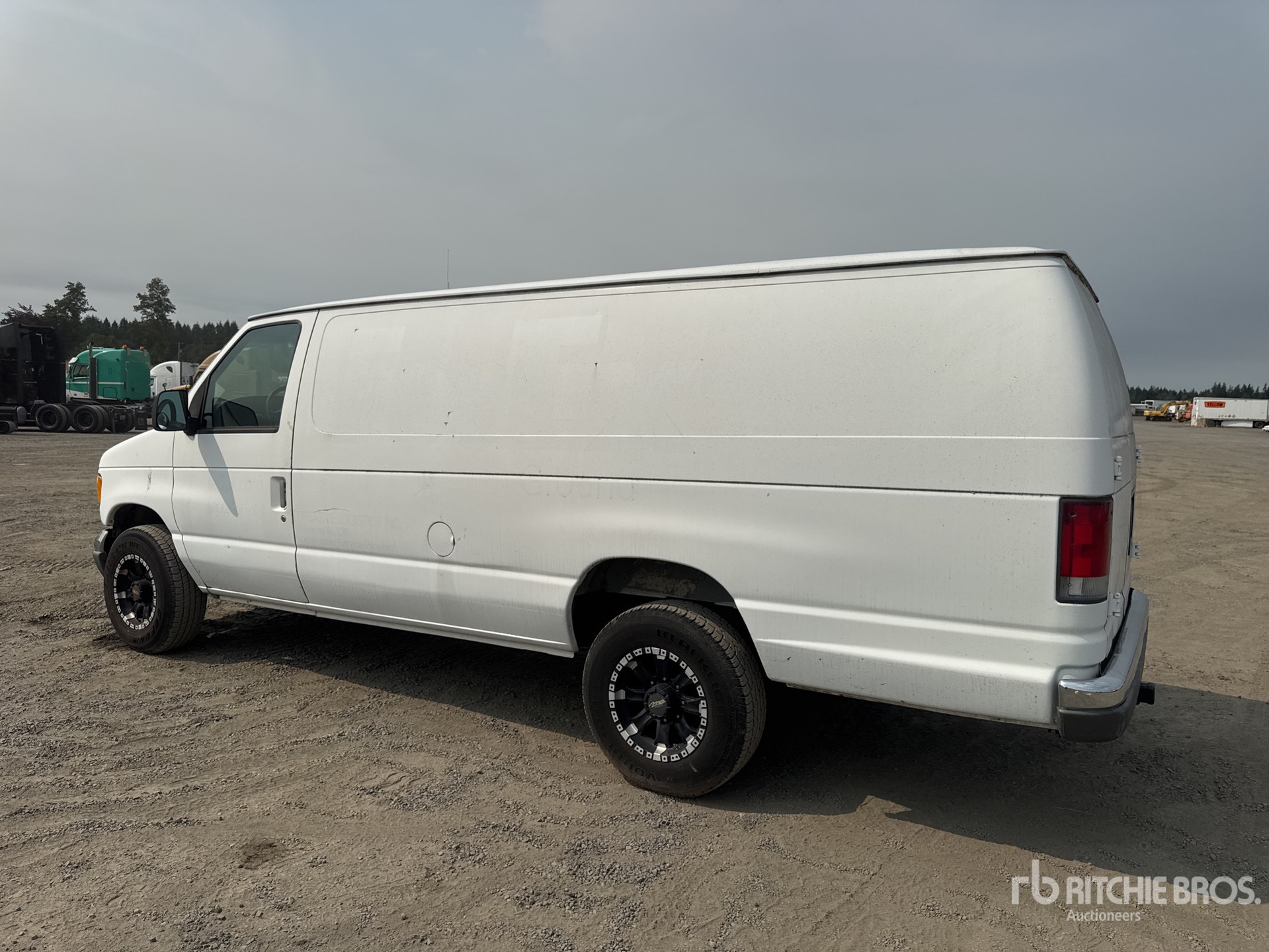 General Appearance with Picture, Left Rear Corner