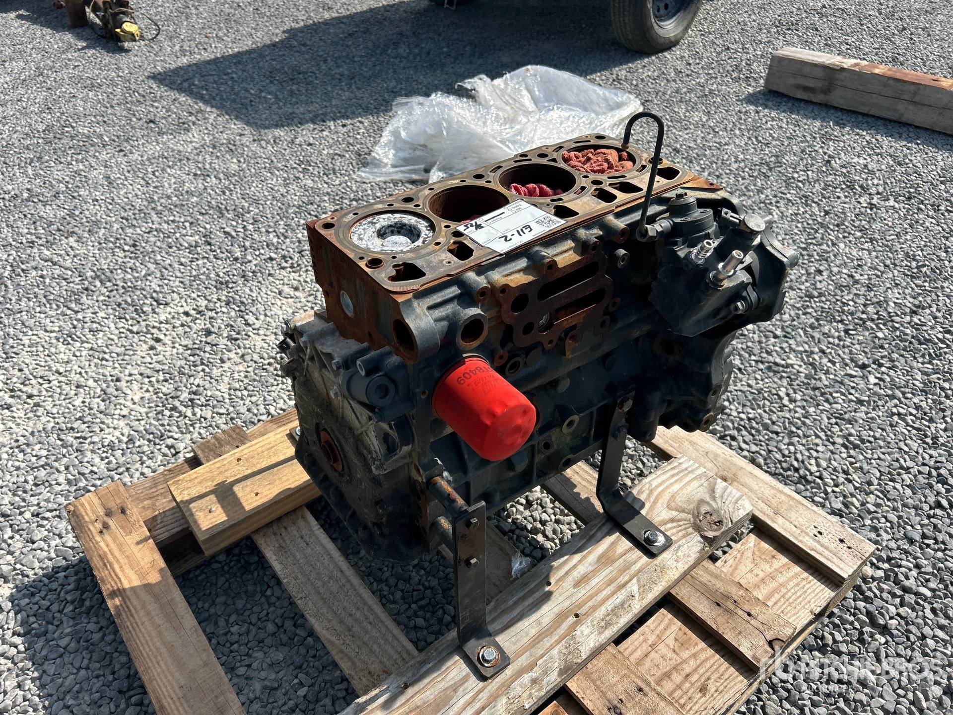 General Appearance with Picture, Left Front Corner
