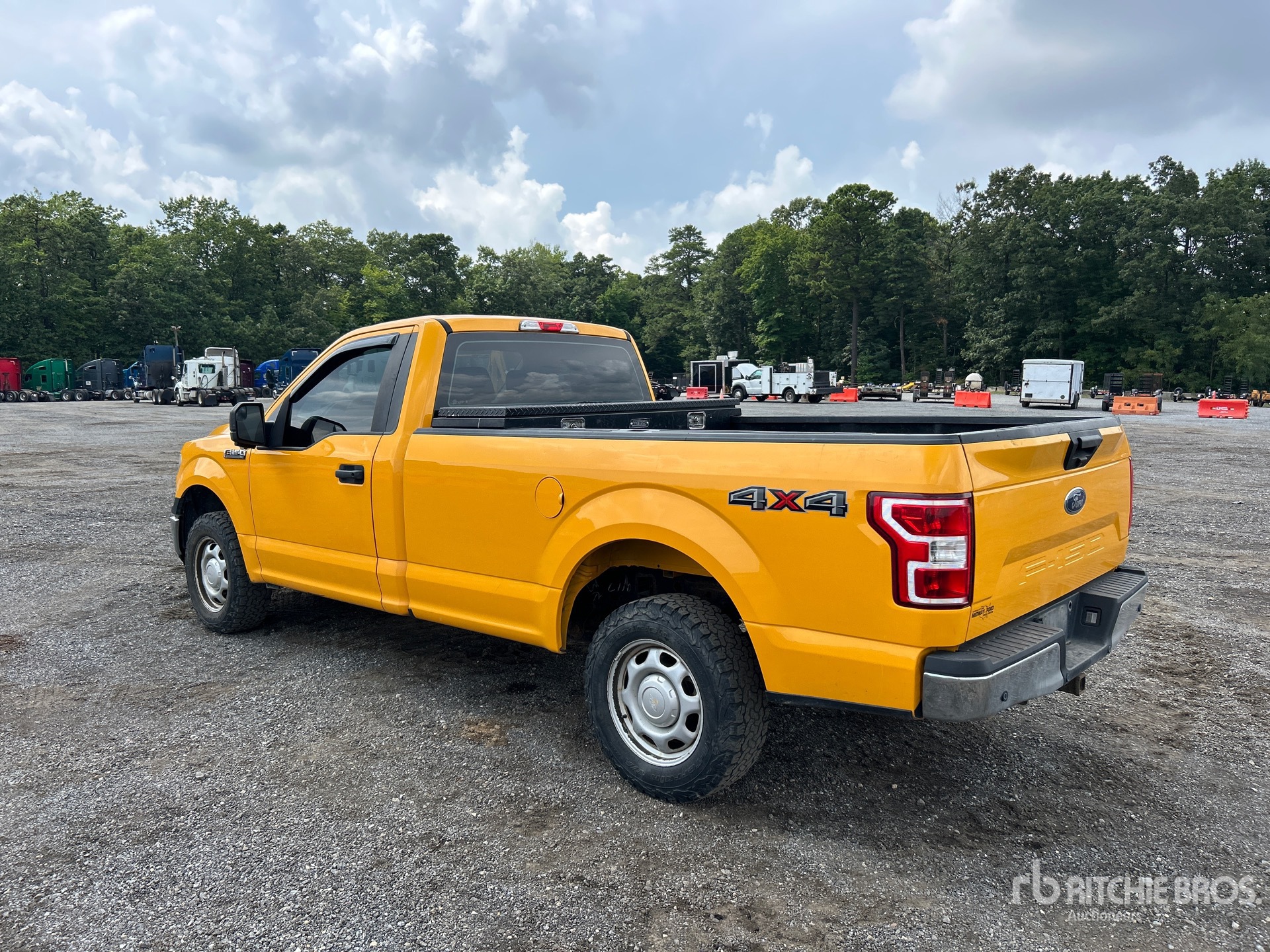 General Appearance with Picture, Left Rear Corner
