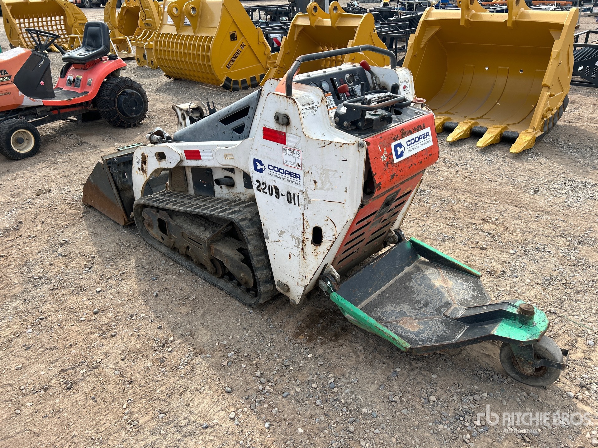 MINI CARGADOR SOBRE ORUGAS COMPACTO 2014 BOBCAT MT52