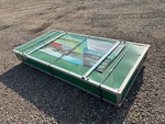 Aspect général with Image, coin arrière droit