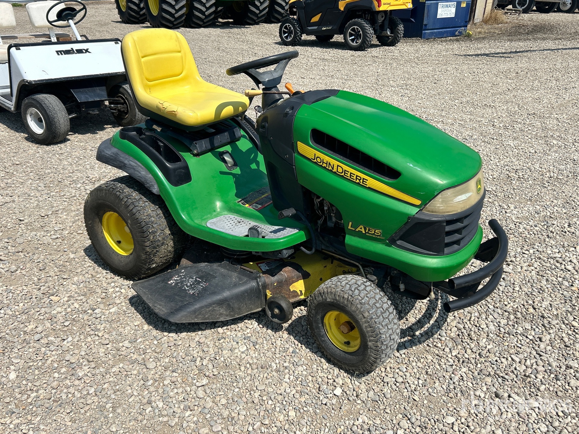 General Appearance with Picture, Right Front Corner