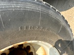 4 Underbody - Truck with 